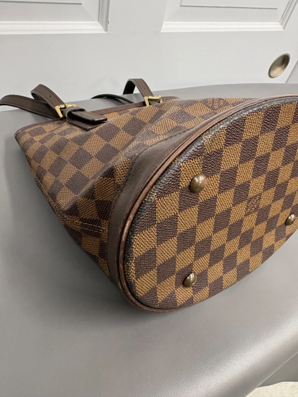 Louis Vuitton Bucket Bag PM Damier Ebene Red Lining